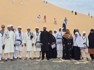 horizontal poster al khalifa pics lot 1 (5)